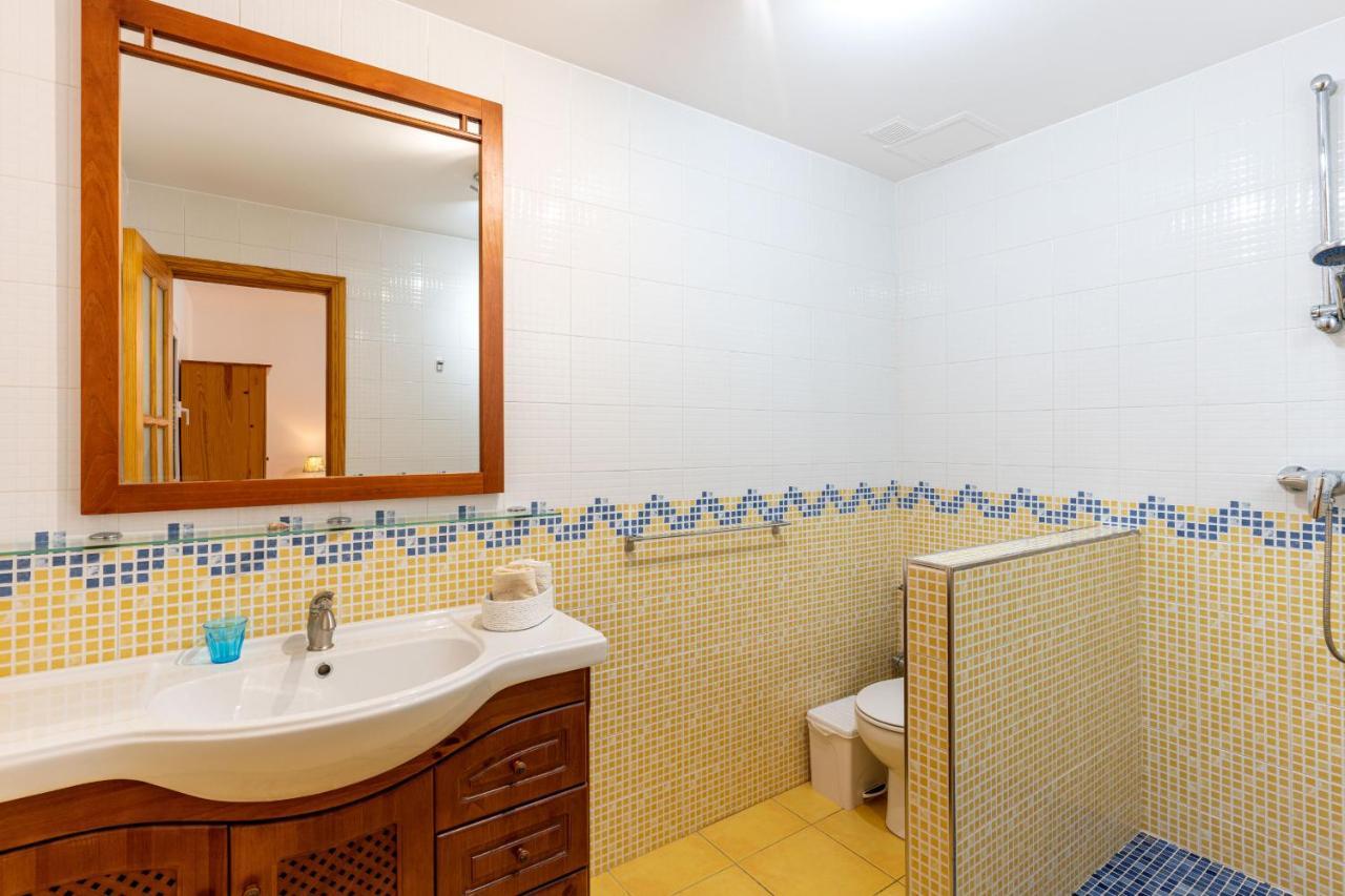 Villa Marina II Beachfront Corralejo By Holidays Home Extérieur photo